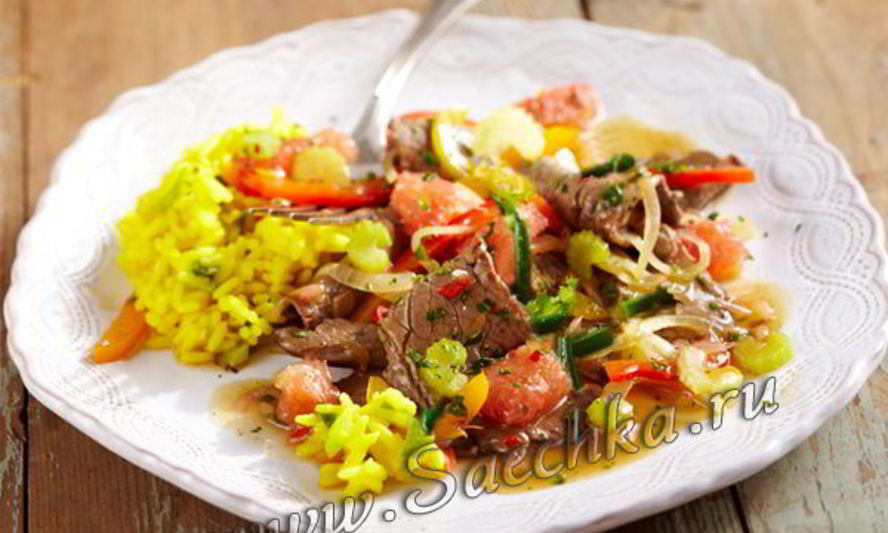 Рецепт салата из грейпфрутов и говядины