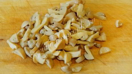 салат из куриной грудки и шампиньонов