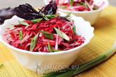 Салат из свежей свеклы, моркови и капусты