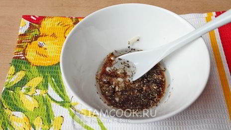 салат из свежей свеклы, моркови и капусты