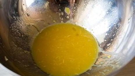 салат из утки с припущенными помидорами черри