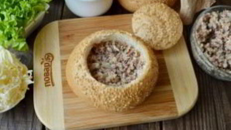 булочки, фаршированные салатом мимоза