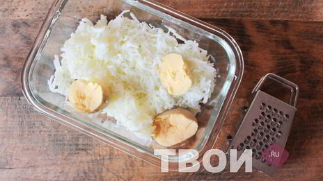 салат мимоза с горбушей