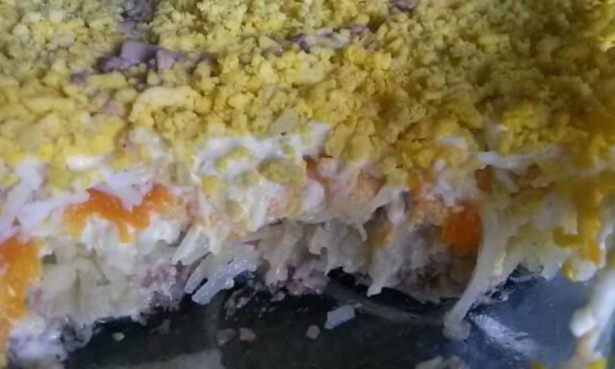 Рецепт салата мимоза с картошкой и рыбными консервами