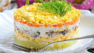 Салат Мимоза с консервами и сыром