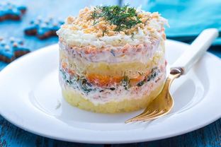 Салат Мимоза с консервированной рыбой