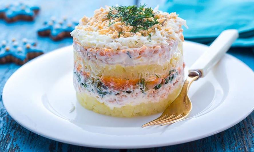 Рецепт салата мимоза с консервированной рыбой