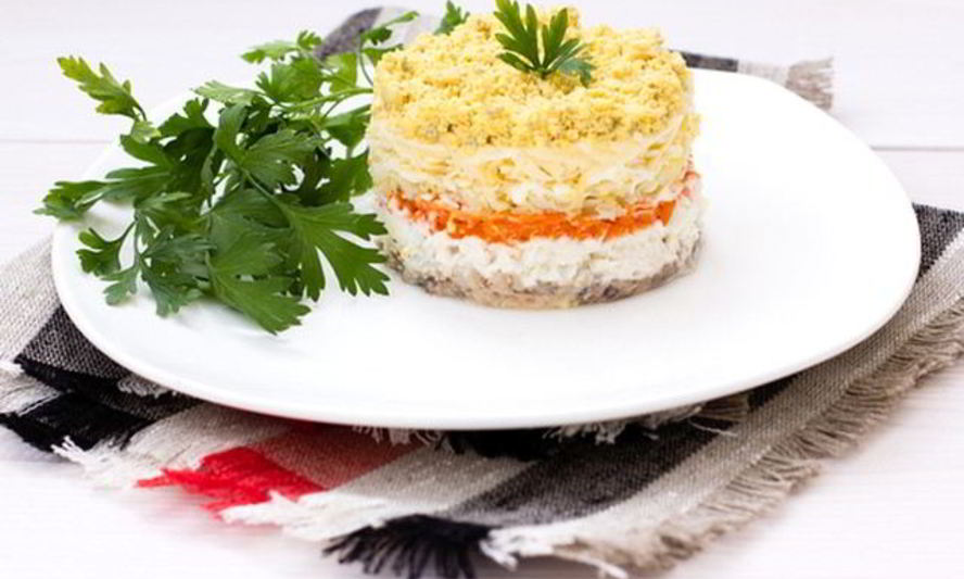 Рецепт салата мимоза с консервой и рисом