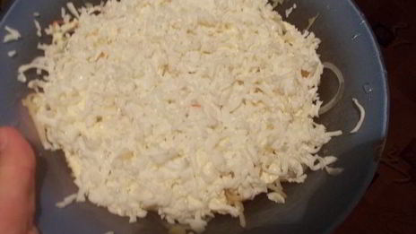 салат мимоза с копченой ставридой и яблоком