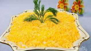 Салат Мимоза с крабовыми палочками и сыром