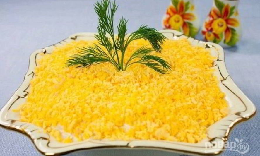 Рецепт салата мимоза с крабовыми палочками и сыром