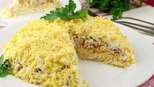 Салат Мимоза с печенью трески