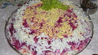 Классический салат селедка под шубой