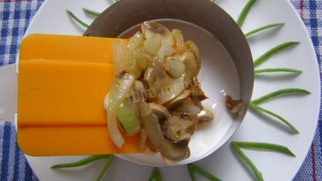 салат грибы под шубой