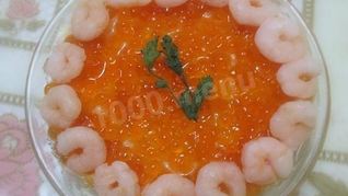 Салат Креветки под шубой с красной икрой