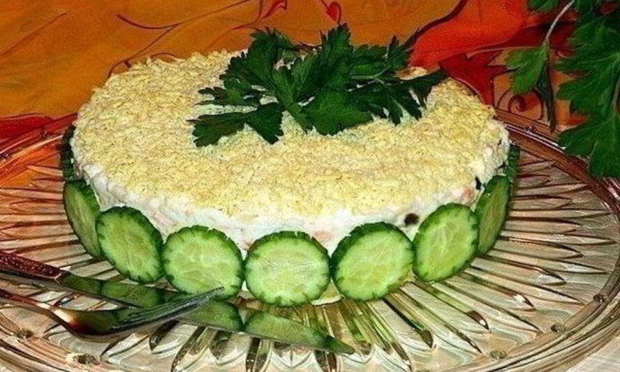 Рецепт салата печень трески под шубой с черносливом