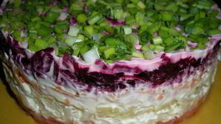 Селедка под шубой с лососем