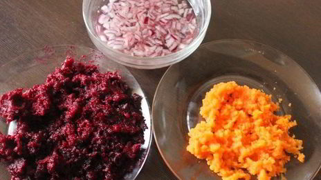 селедка под шубой в картофельных корзинках