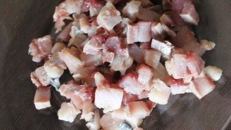 селедка под шубой в картофельных корзинках