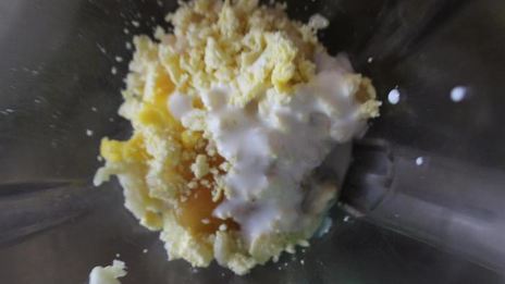 селедка под шубой в картофельных корзинках