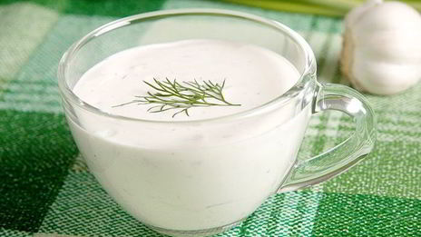 салат с авокадо и яйцами