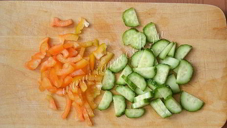 салат с курицей и грейпфрутом