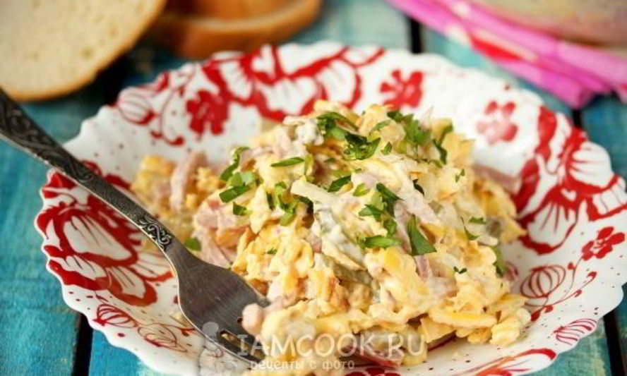 Рецепт салата с омлетом