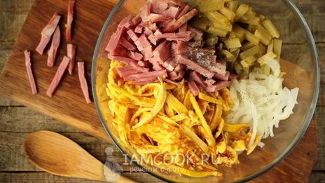 салат с омлетом