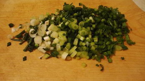 салат с сельдереем, курицей, яблоком