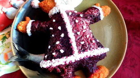 салат селедочка в наряде санта клауса