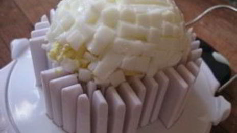 салат со шпинатом и яйцом