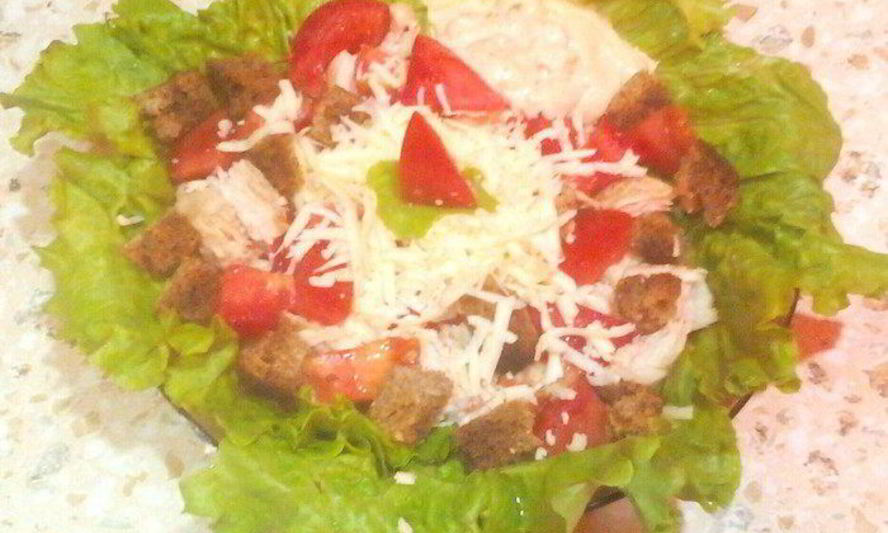 Рецепт летнего слима-цезаря с оригинальной заправкой