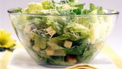 салат цезарь с кальмарами