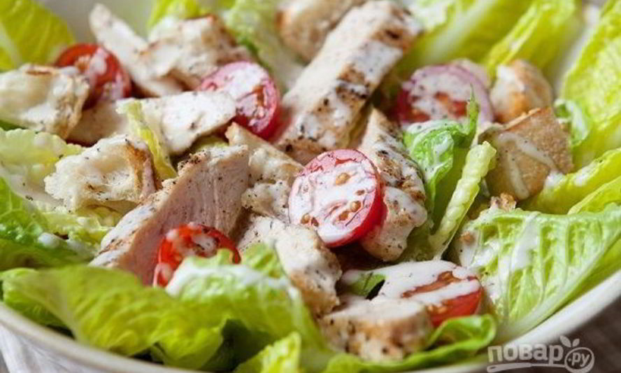 Рецепт салата цезарь с крутонами