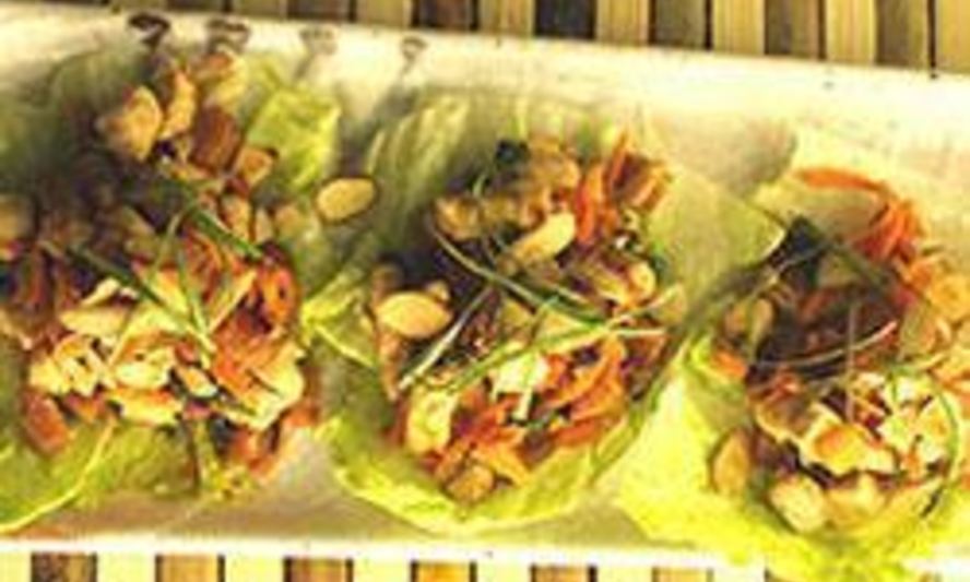 Рецепт салата цезарь с курицей и черешней