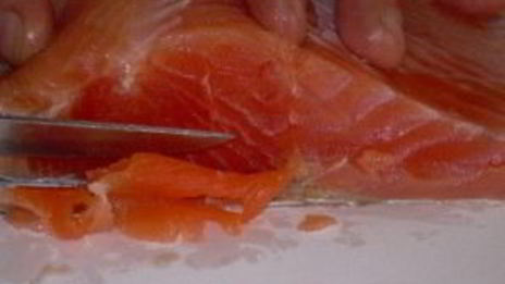 салат цезарь с рыбой