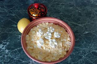 Сытный салат с вареными грудками и кукурузой