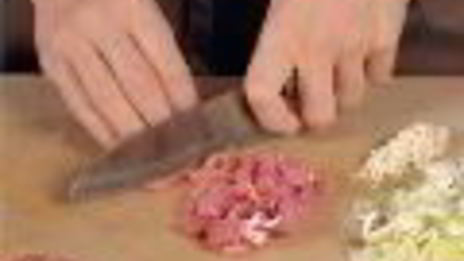 теплый салат со свининой