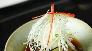 Баклажаны на гриле с гранатовым винегретом