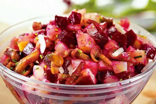 Салат Винегрет с маринованными опятами