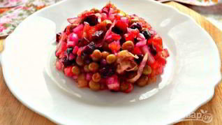 Винегрет классический с горошком и капустой