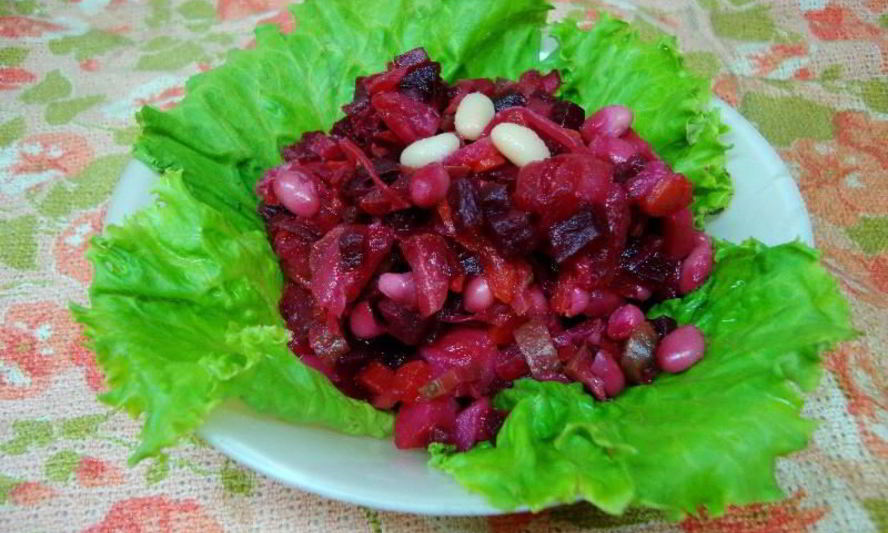 Рецепт винегрета с консервированной фасолью и квашеной капустой