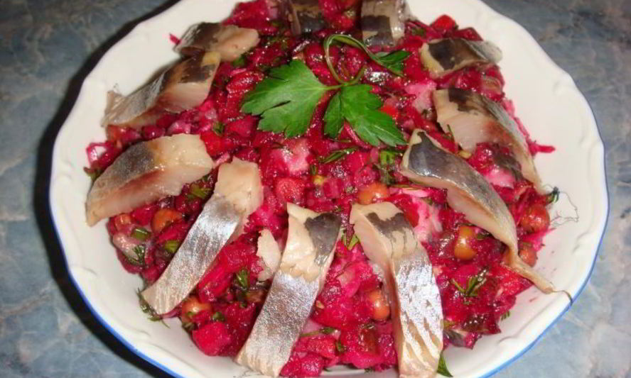 Рецепт вкусного винегрета с селедкой