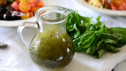 Соусы для салата