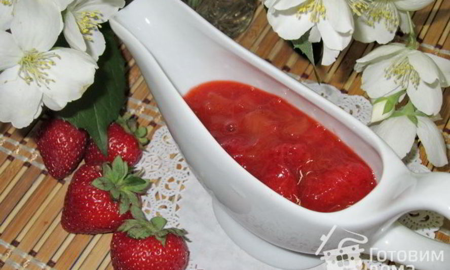 Рецепт соуса из ревеня и клубники