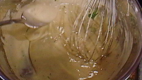 филе говядины со спаржевым песто под соусом b arnaise