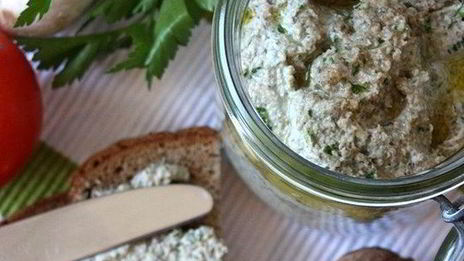 соус песто из грибов с рикоттой