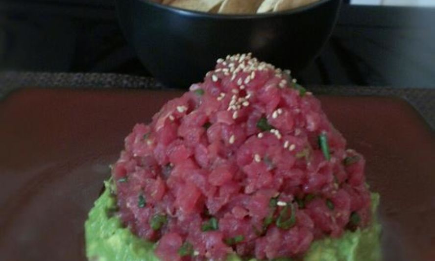 Рецепт тартара из тунца с авокадо