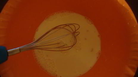 борщ с чесночными булочками