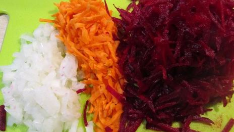 борщ с квашеной капустой и свеклой